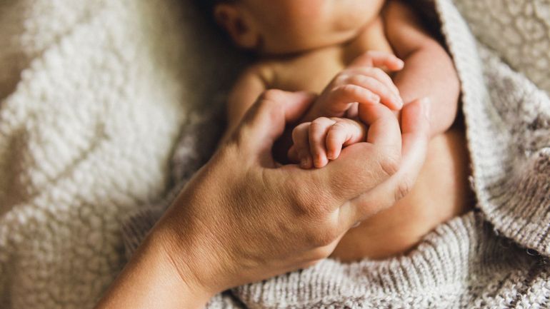 À Bruxelles, on fait désormais moins de bébés& Comment expliquer cette baisse de la fécondité ?