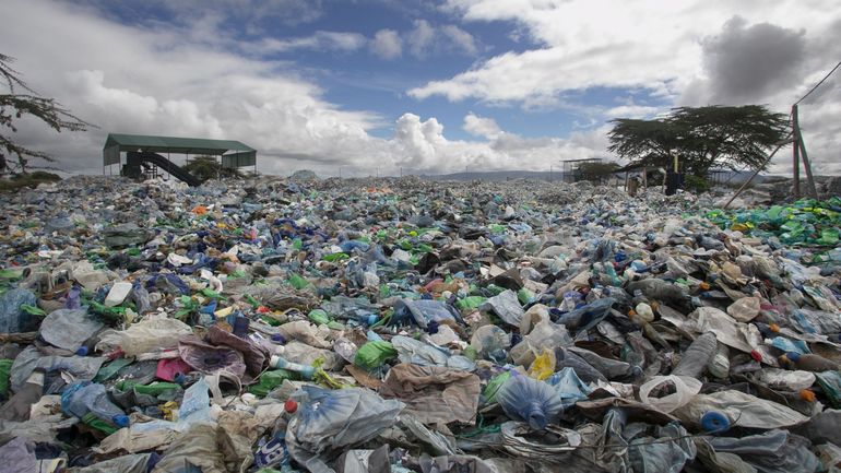 Les négociations mondiales pour lutter contre la pollution plastique débutent au Canada