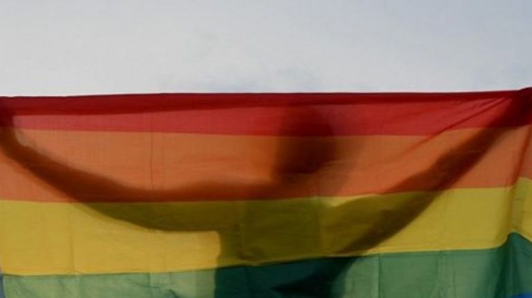 Ouganda : la Banque mondiale suspend tout nouveau financement après la loi anti-LGBT + voté en mai dernier