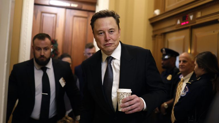 Sept hommes pour nettoyer les dépenses fédérales américaines ? Elon Musk présente son équipe du DOGE, en charge de traquer les dépenses inutiles