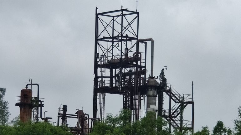 Plus de 40 ans après la catastrophe industrielle, l'Inde procède au traitement des déchets toxiques à Bhopal