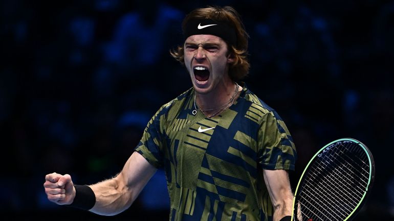 ATP Finals : Andrey Rublev renverse Stefanos Tsitsipas et complète le dernier carré