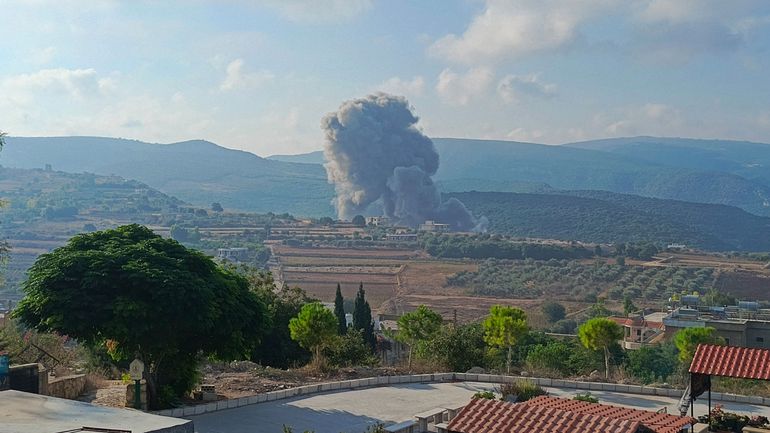 Conflit au Proche-Orient : offensive majeure du Hezbollah contre Israël, suivie de frappes préventives israéliennes au Liban ce dimanche matin