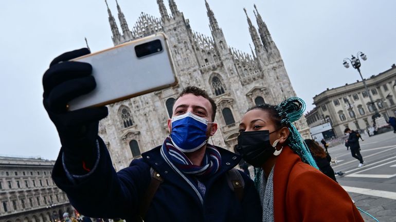 Déconfinement en Italie : les autorités désactivent le passe sanitaire mais gardent le masque au cinéma