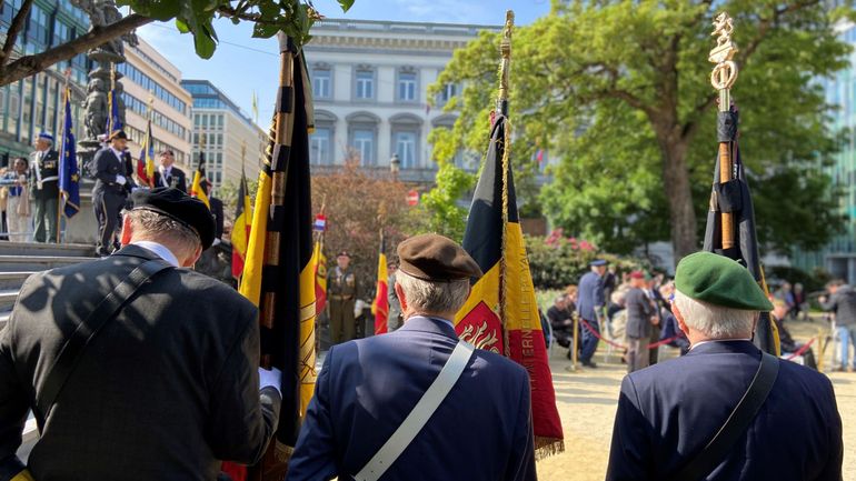 La fin de la Seconde Guerre mondiale commémorée sur la tombe du soldat inconnu à Bruxelles