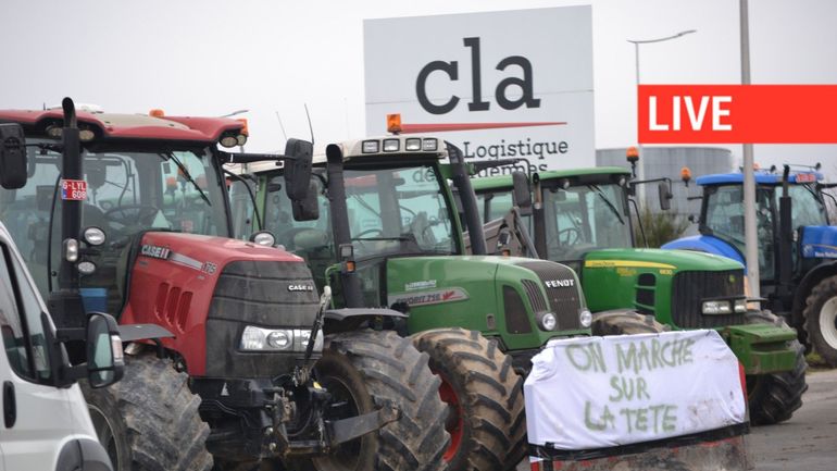 Direct - Mobilisation des agriculteurs : plusieurs convois de tracteurs quittent Namur escortés par la police, opération escargot sur la N4