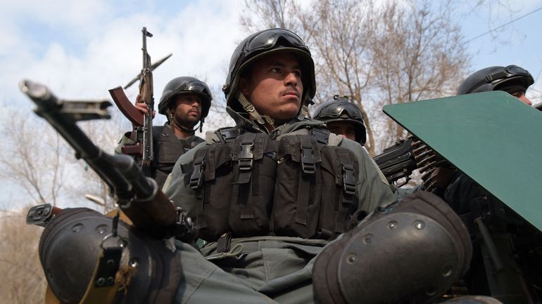 Afghanistan : l'armée appelle les habitants à évacuer Lashkar Gah pour chasser les talibans