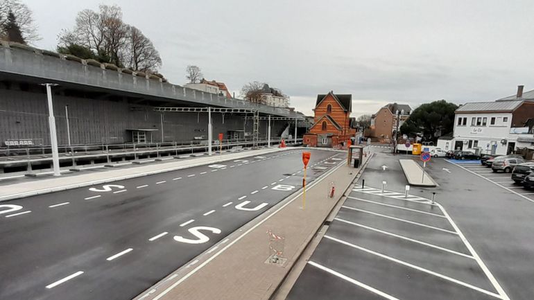 Genval a sa nouvelle gare de bus TEC