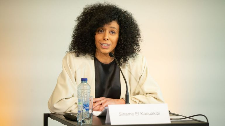 Polémique en Flandre: sous certificat prolongé, la députée El Kaouakibi touchera encore 100 % de son salaire