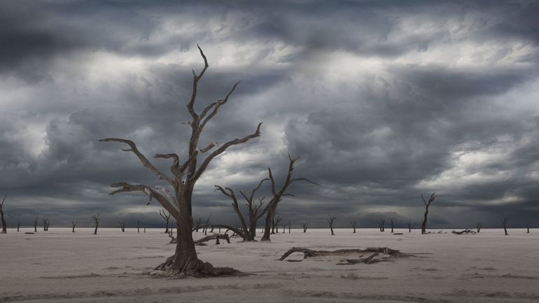 L Horloge De L Apocalypse 100 Secondes Avant Minuit