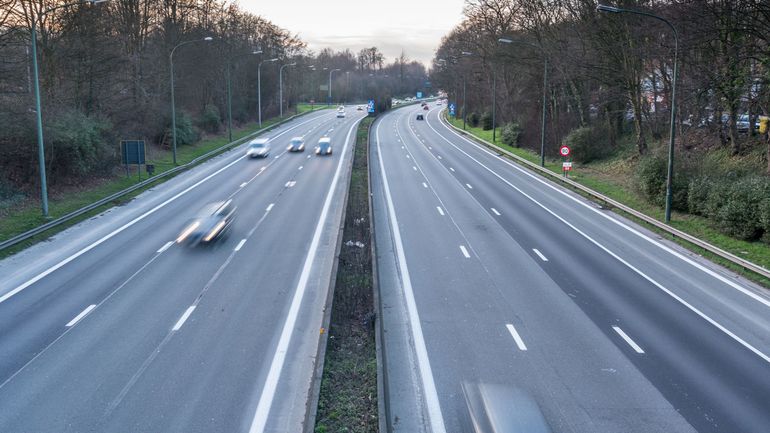 L'E411 à nouveau ouverte à Jezus-Eik en direction de Bruxelles, l'autre sens toujours fermé