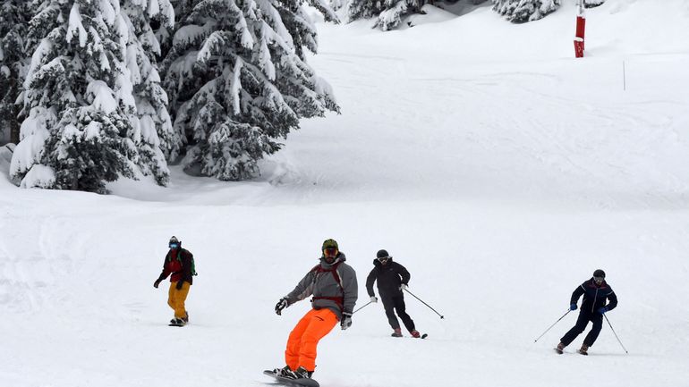 Une fillette de cinq ans tuée après avoir été heurtée par un skieur