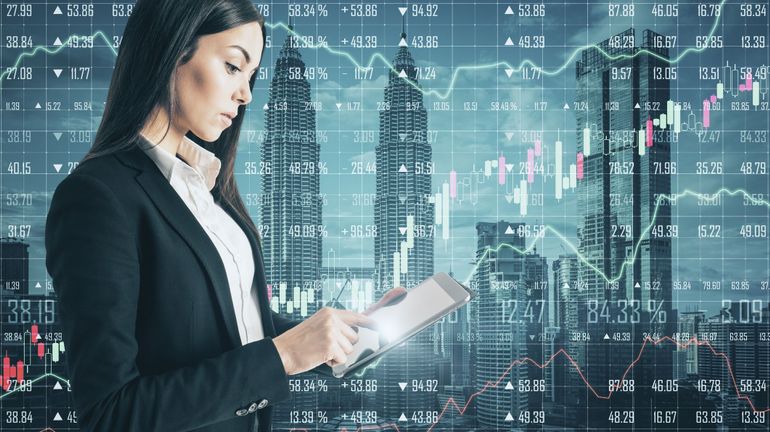 Même quand elles en ont la possibilité financière, les femmes investissent moins que les hommes, et c'est une erreur coûteuse...