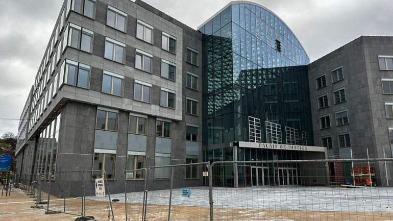 Faute de mobilier, le nouveau palais de justice de Namur ne sera pas prêt avant fin 2025