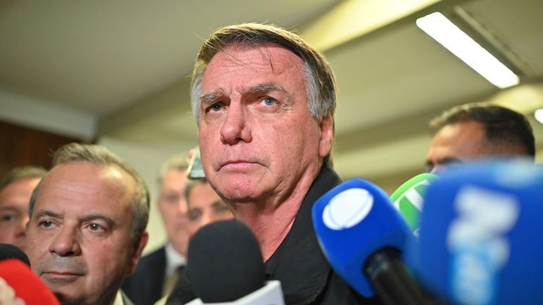 Brésil : le parquet inculpe Jair Bolsonaro pour un projet présumé de coup d'État