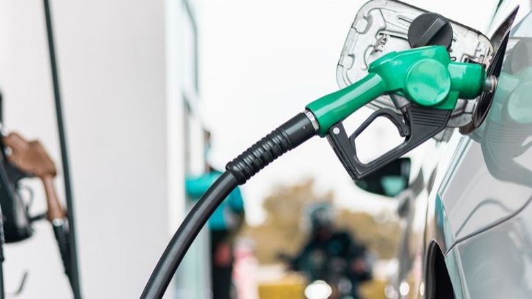 Prix des carburants : l'essence atteint son prix le plus élevé depuis des mois