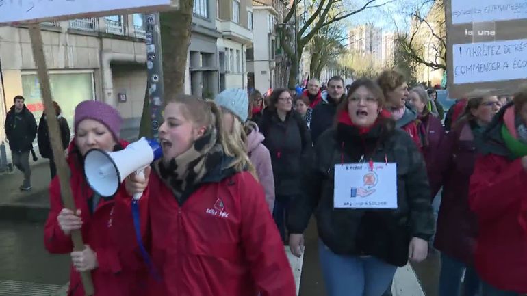 Grève des enseignants : 30.000 professeurs participent à la manifestation à Bruxelles