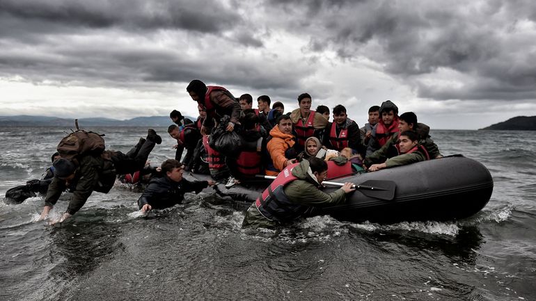 Migration : un mort et une quarantaine de disparus dans un naufrage au large de la Crète