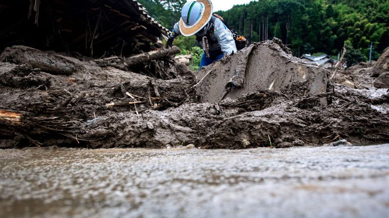 Plusieurs morts dans des pluies torrentielles au Japon