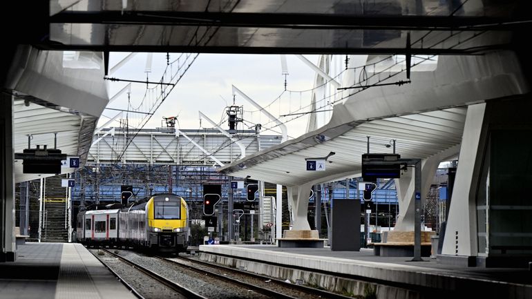 La SNCB affirme que la ponctualité des trains a atteint 89,7% en 2024 : une hausse de 2,2% en an