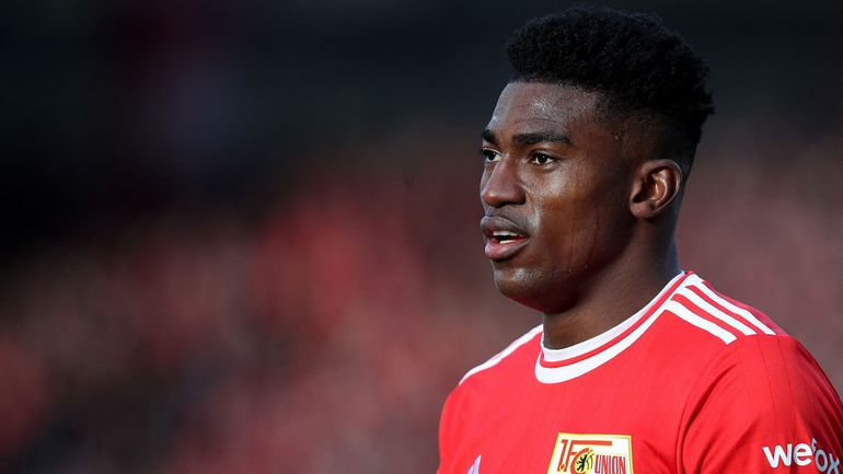 Taiwo Awoniyi, ancien de Mouscron et La Gantoise, débarque chez les promus de Nottingham