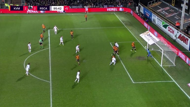 Anderlecht pensait gagner mais Coucke passait par là : "Un pur réflexe", revivez l’arrêt déterminant du gardien de Malines