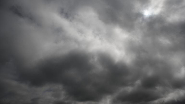 Avertissement jaune aux conditions glissantes sur la majeure partie du pays