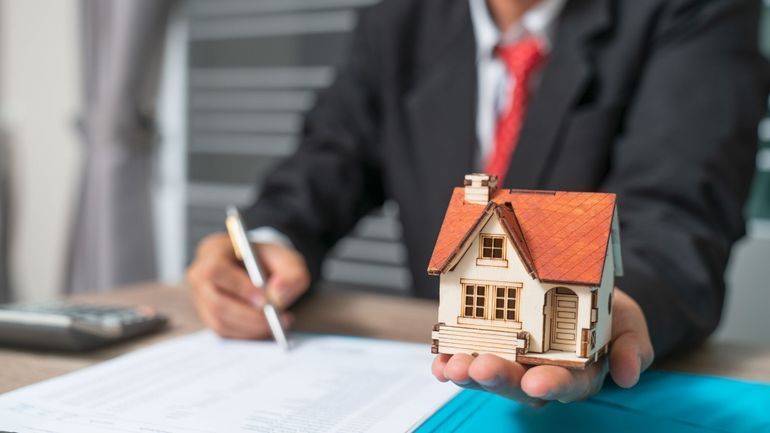 Immobilier : Charleroi et Mons villes les plus abordables du pays