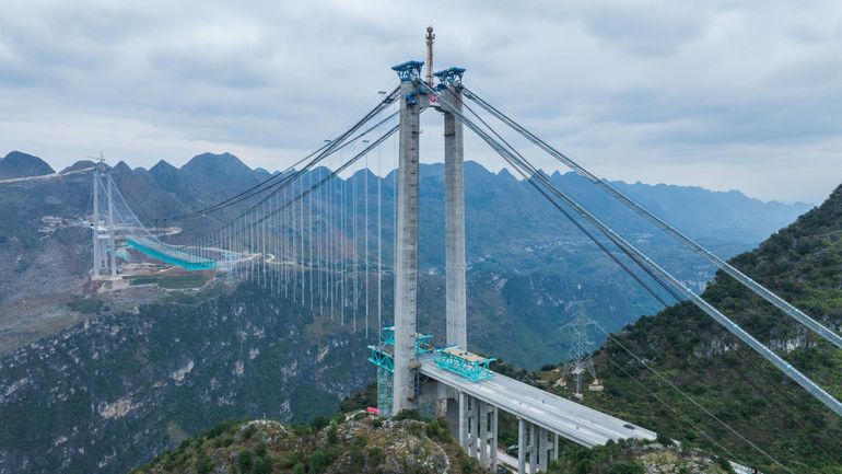 Chine : le pont le plus haut du monde va bientôt détrôner le viaduc de Millau