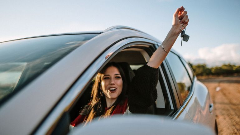 Louer sa voiture plutôt que de l'acheter : en Belgique, la formule se porte de mieux en mieux
