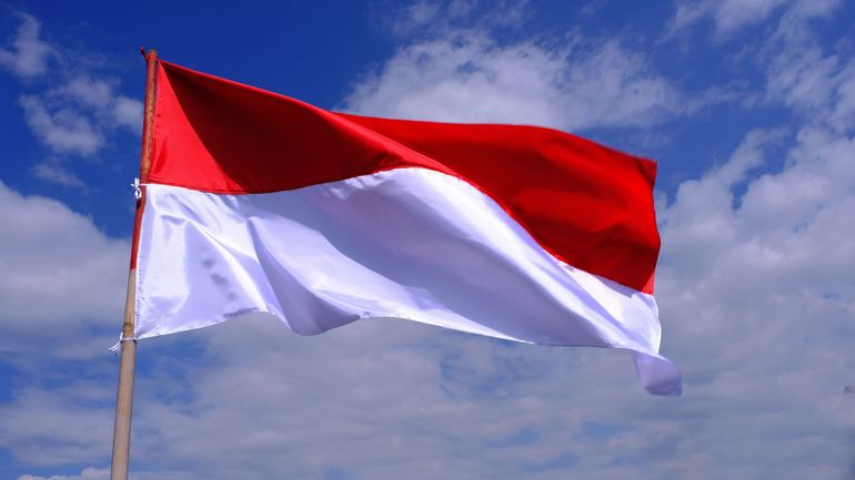 Indonésie : deux hommes fouettés en public pour des relations homosexuelles dans la province conservatrice d'Aceh