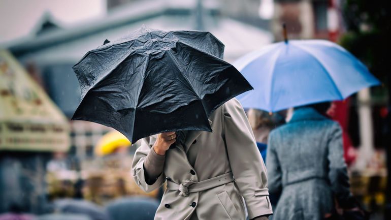 Pourquoi pleut-il autant ? Quand reviendra le soleil en Belgique ?