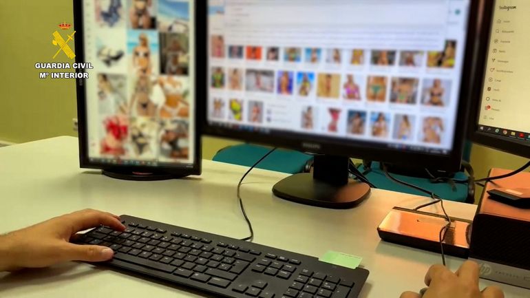 Intelligence artificielle : en Espagne, un ado partage des photos truquées de ses camarades de classe nus et essaye de les vendre