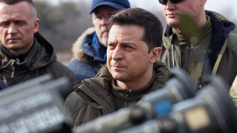 Ukraine: Zelensky exige un 