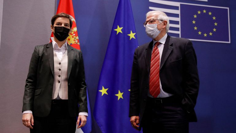 Guerre en Ukraine : la Serbie toujours candidate à l'Union européenne mais ne veut pas sanctionner la Russie