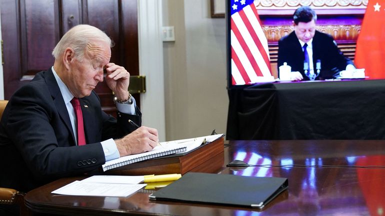 Sommet virtuel USA-Chine : Biden et Xi se sont parlés longuement sans rien régler, en particulier sur Taïwan