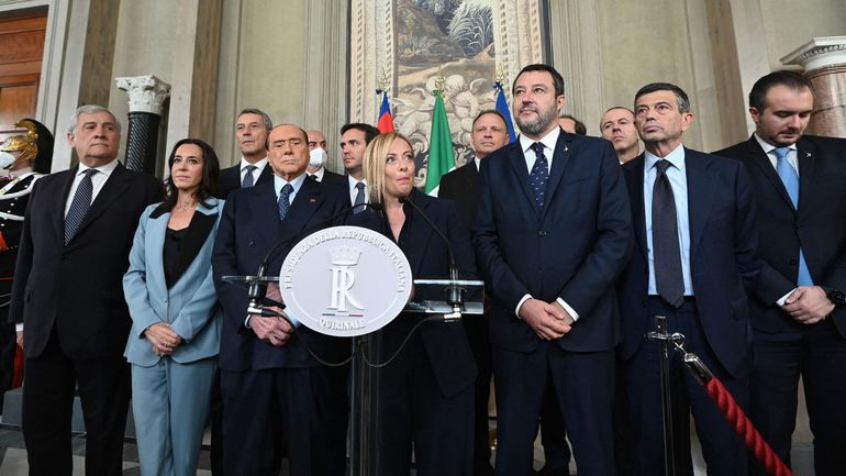 Elections législatives en Italie : Giorgia Meloni et son gouvernement ont prêté serment