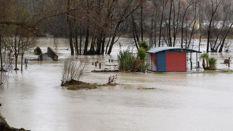 Nouvelle-Zélande : l'armée intervient pour évacuer des personnes de zones inondées sur l'Ile du Sud