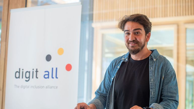 La Défense met un terme à sa collaboration avec MolenGeek
