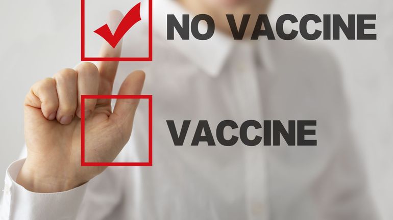 Les Belges divisés sur la généralisation du Covid Safe Ticket: les vaccinés et les Bruxellois y sont favorables, les autres y sont opposés