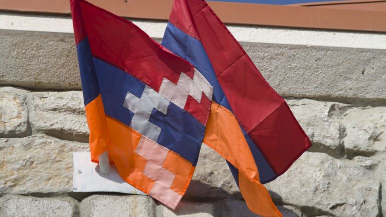 Conflit au Nagorny Karabakh : la Russie dit avoir négocié un cessez-le-feu avec l'Arménie et l'Azerbaïdjan
