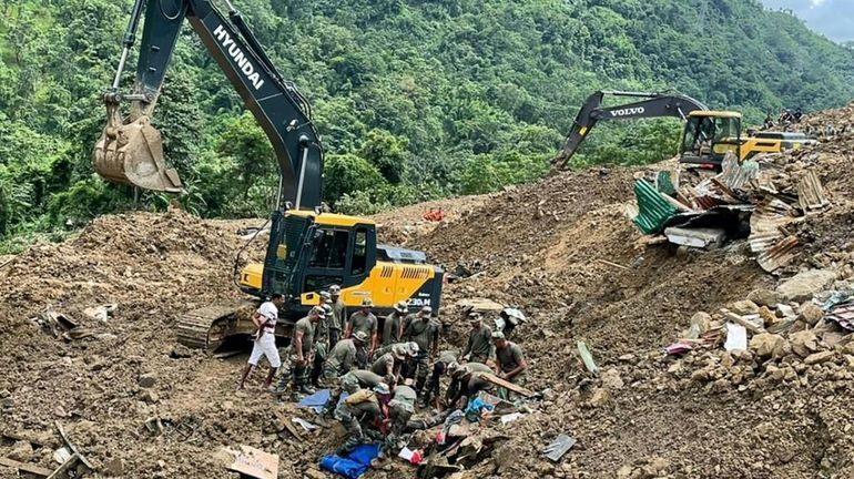 37 morts dans un glissement de terrain en Inde