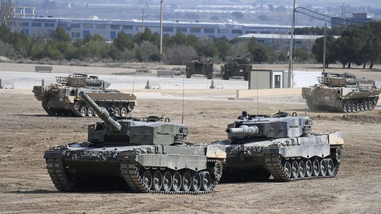 Guerre en Ukraine : des Ukrainiens formés sur des chars Leopard en Espagne