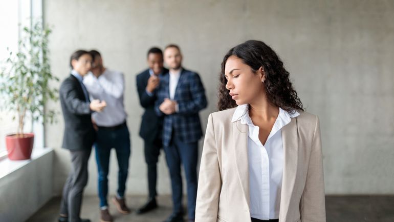 Harcèlement moral au travail : le nombre de signalements légèrement en baisse en 2024