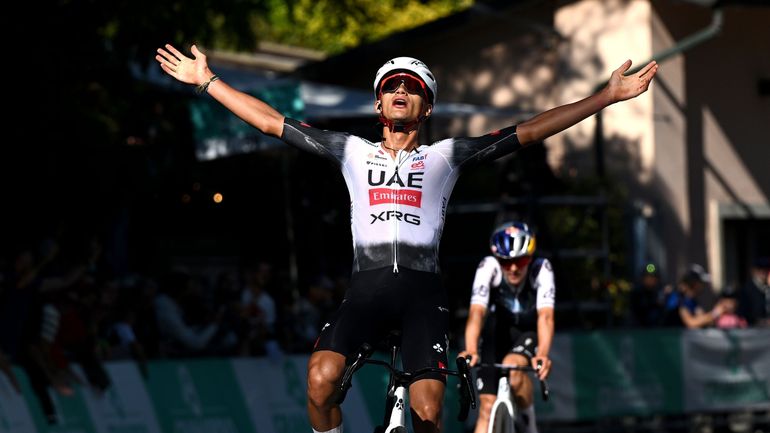 Tour d’Emilie : Isaac Del Toro règle Tom Pidcock au sommet du Mur de San Luca, un Uijtdebroeks offensif est 8e