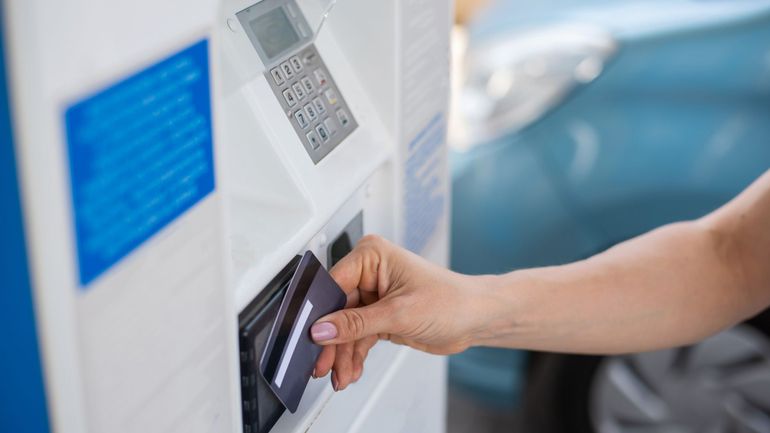 Hausse du prix des carburants : l'avantage est plus important pour celles et ceux qui bénéficient d'une carte essence
