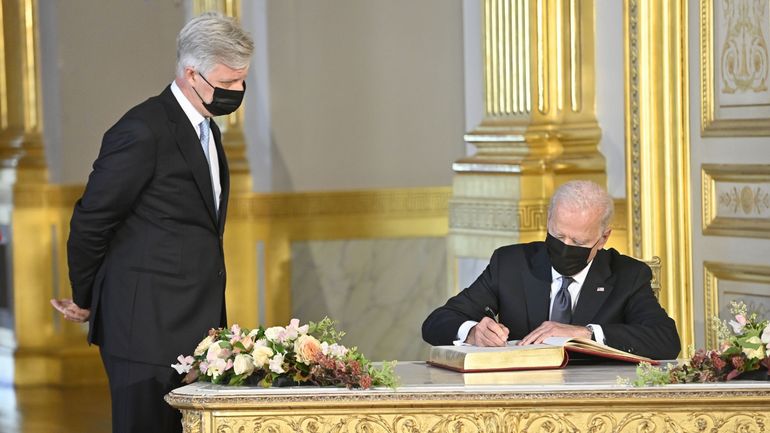 Joe Biden reçu par le Roi Philippe au Palais royal, le président se dit 
