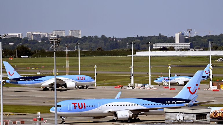Le prix élevé du carburant se répercute sur le prix des billets d'avion