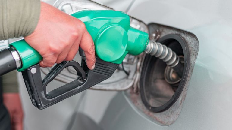 Prix des carburants : l'essence atteint son prix le plus élevé depuis la mi-novembre 2022