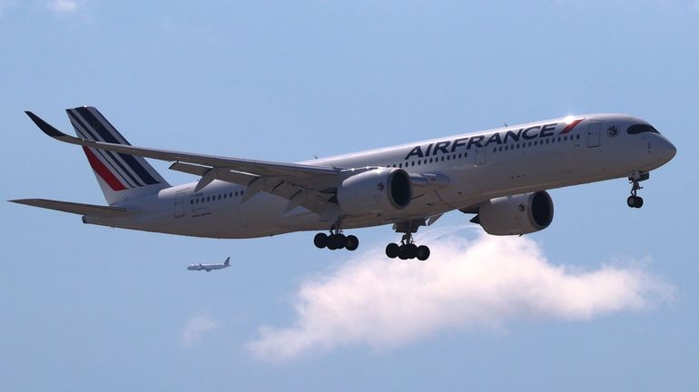 Guerre Israël-Gaza : Air France prévoit de reprendre mardi les vols vers Tel-Aviv et Beyrouth